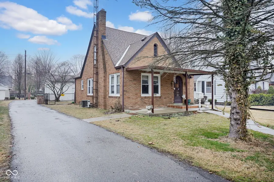 2308 Pearl Street, Columbus, IN 47201 - #3