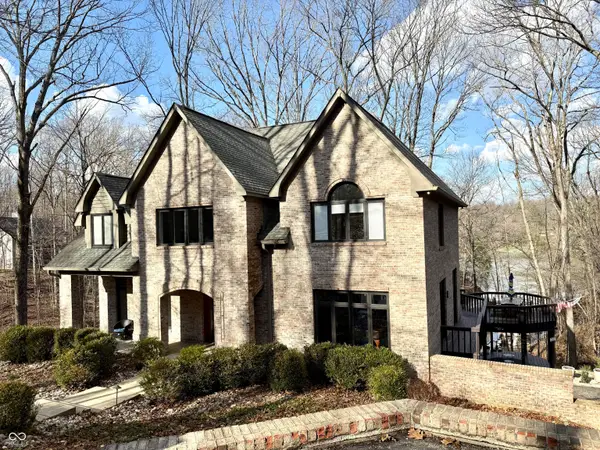 8191 S Bayview Court, Trafalgar, IN 46181