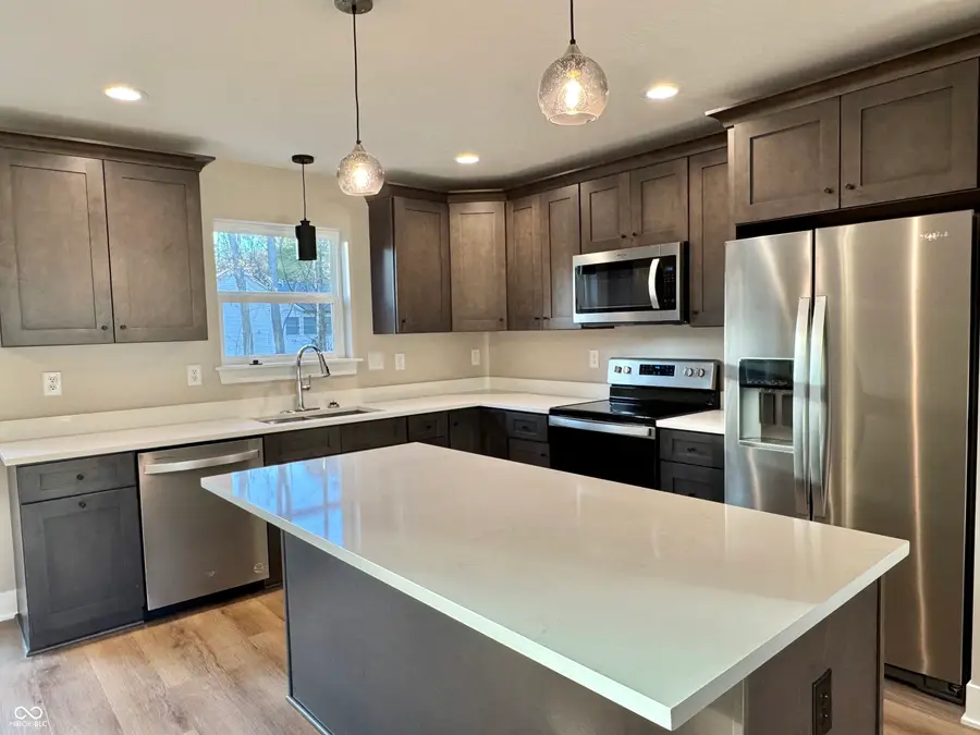 613 Jefferson Valley, Coatesville, IN 46121 - #3