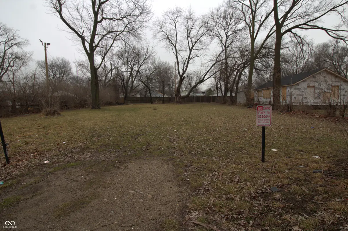 3225 S Lyons Avenue, Indianapolis, IN 46221 - #1