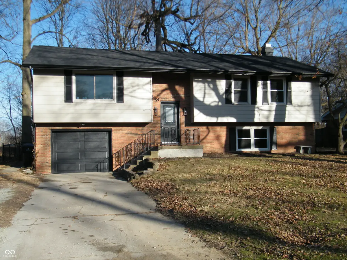 818 Yorkshire Road, Anderson, IN 46012 - #1