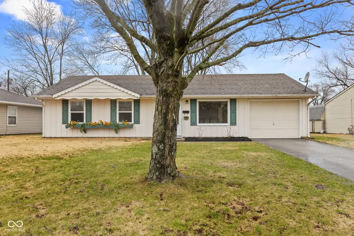 3026 Hawcreek Boulevard, Columbus, IN 47203 - #1