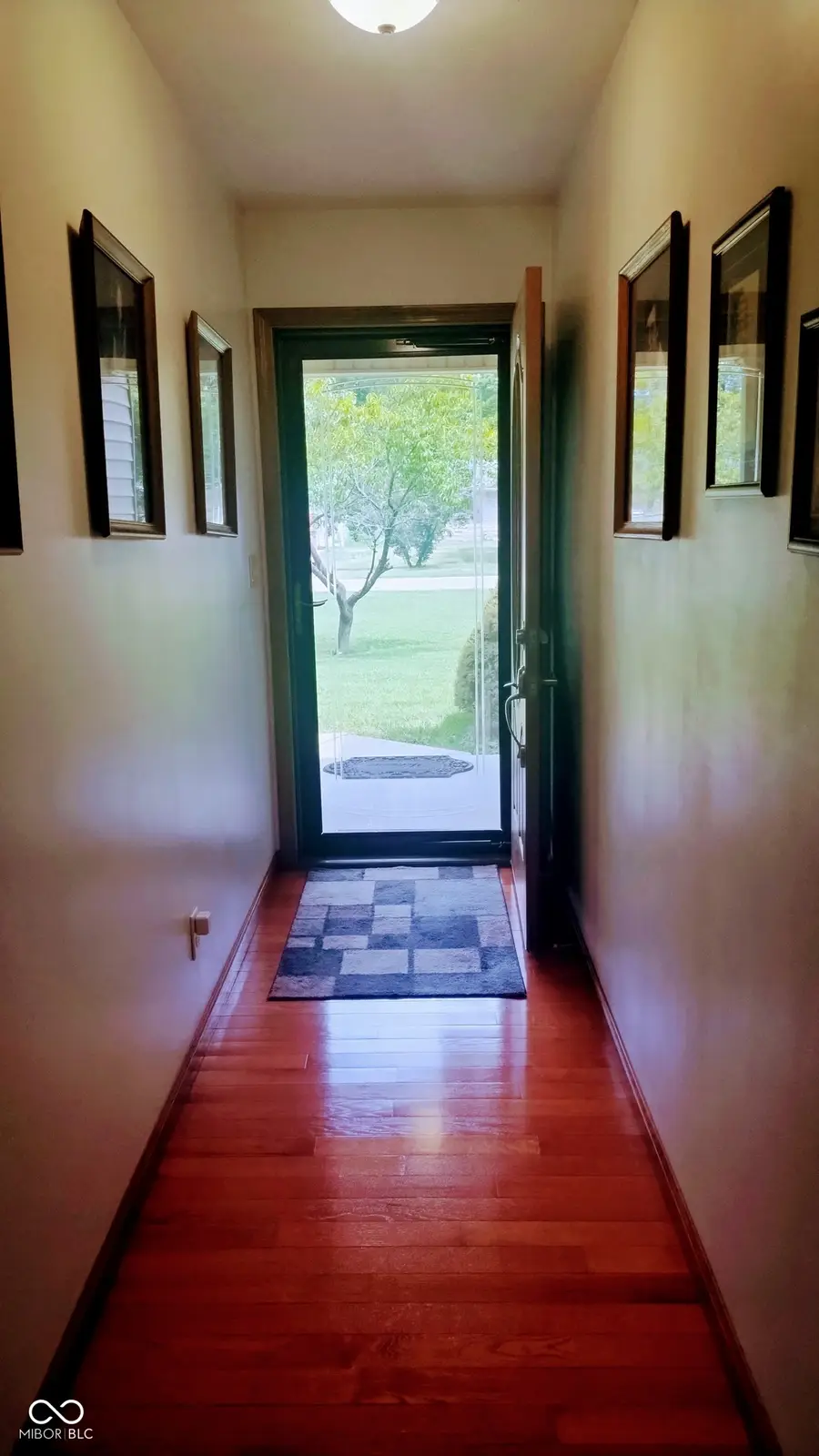 3422 Sycamore Drive, Columbus, IN 47203 - #3