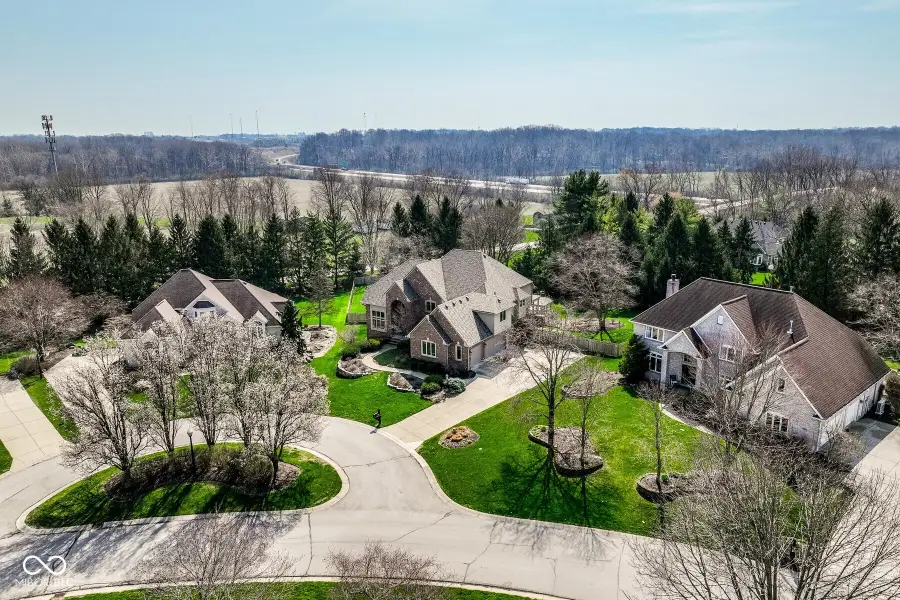 7390 Fox Hollow Ridge, Zionsville, IN 46077 - #2