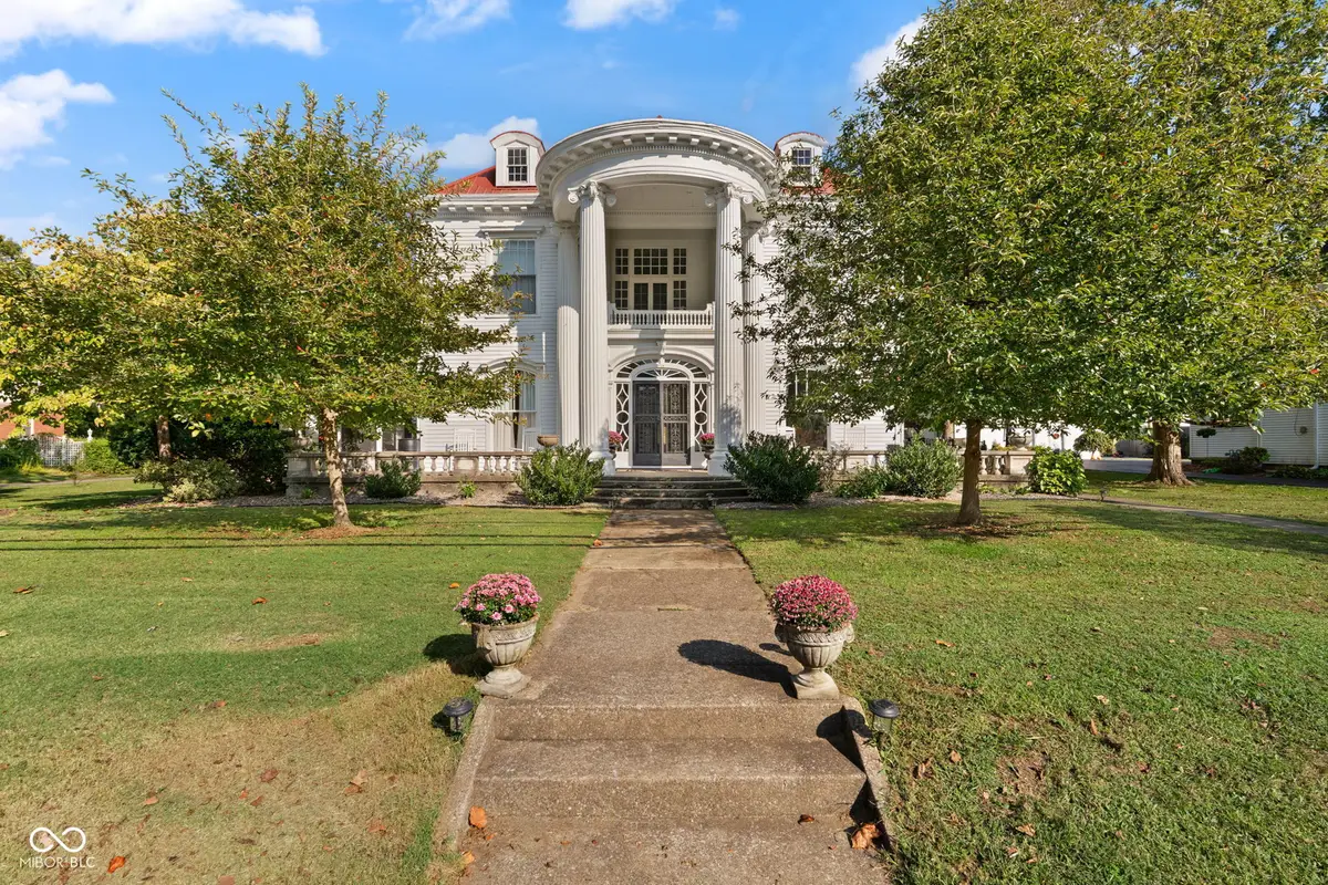 524 N Capitol Avenue, Corydon, IN 47112 - #1