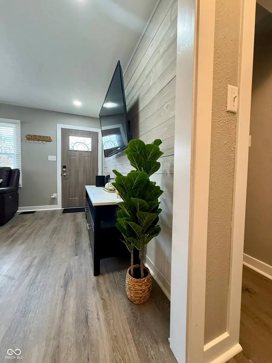 1022 Jefferson Avenue, Indianapolis, IN 46201 - #3