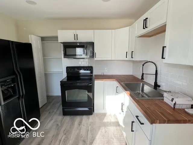 422-424 Villa Avenue, Indianapolis, IN 46201 - #3