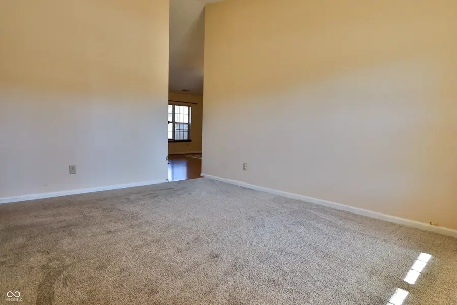 6438 Thistle, Avon, IN 46123 - #3