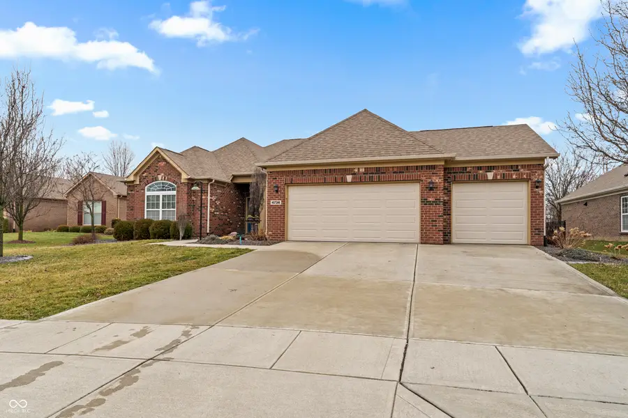 4734 Shady Ridge Row, Greenwood, IN 46143 - #2