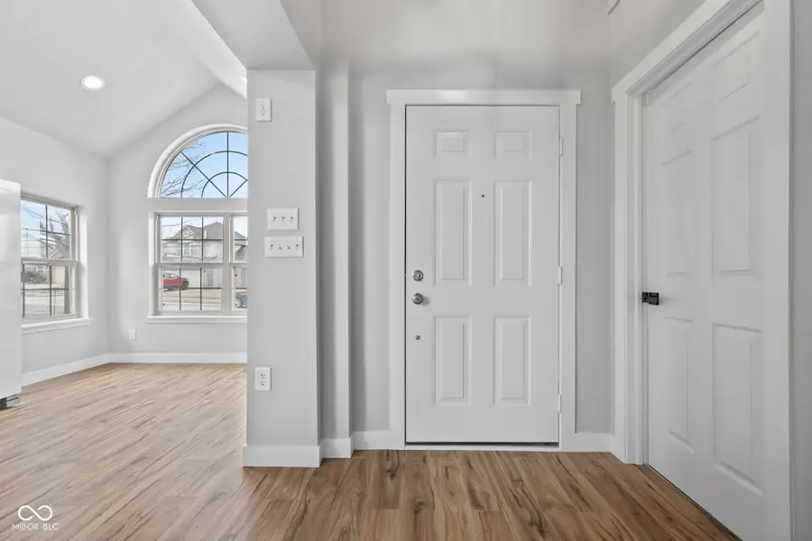 1233 Avalon Circle, Greenwood, IN 46142 - #2