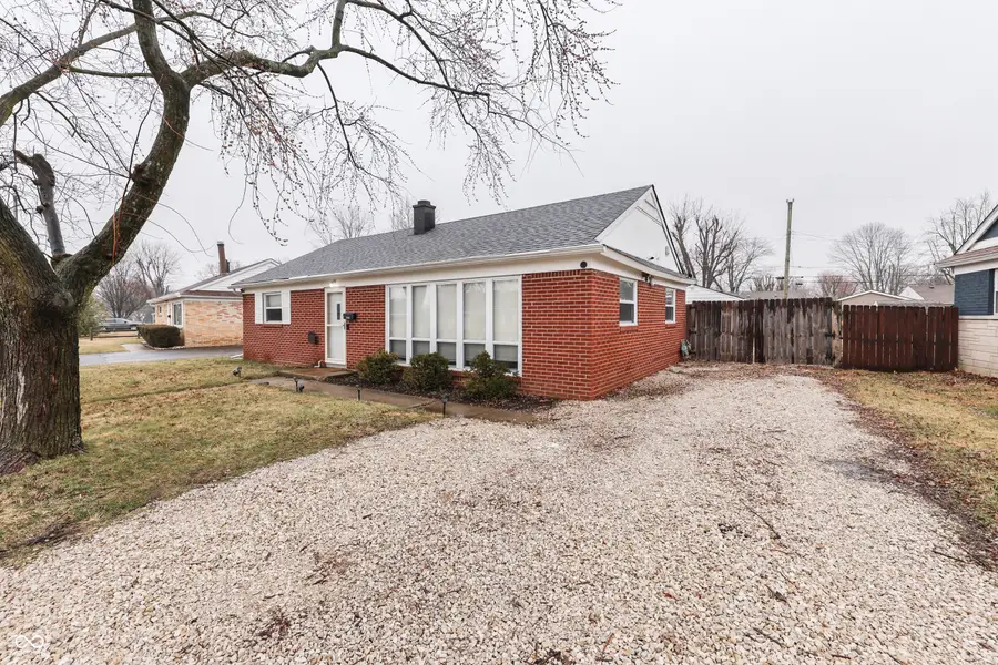 527 Northgate Drive, Greenwood, IN 46143 - #3