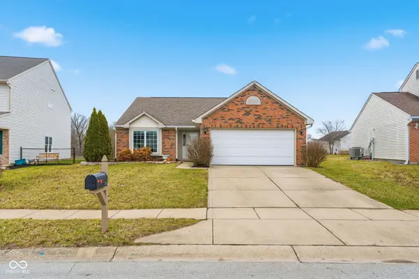 781 Hollowood Lane, Avon, IN 46123