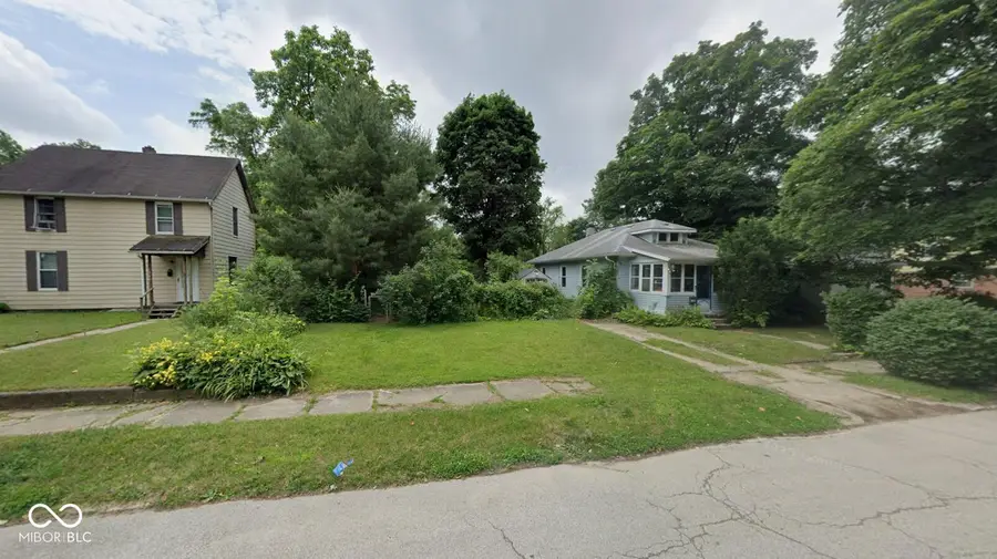 1336 E Dubail Avenue, South Bend, IN 46613 - #2