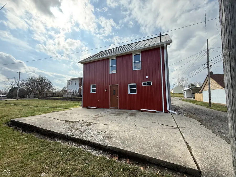 504 W Washington Street, Alexandria, IN 46001 - #2