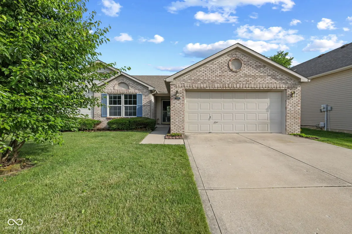 1896 Central Park Boulevard W, Greenwood, IN 46143 - #1