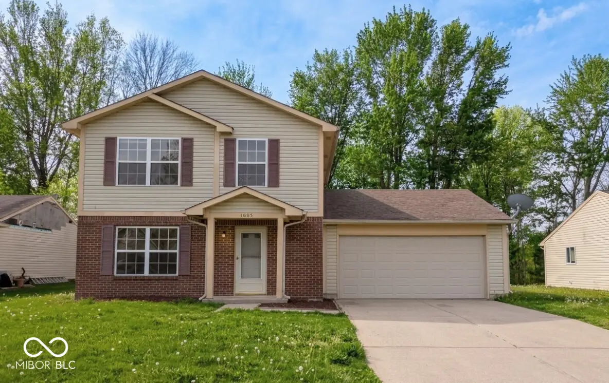 1685 Thresher Drive, Columbus, IN 47201 - #1