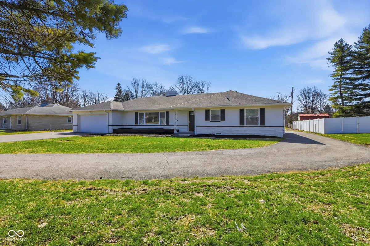 4315 E 42nd Street E, Indianapolis, IN 46226 - #1