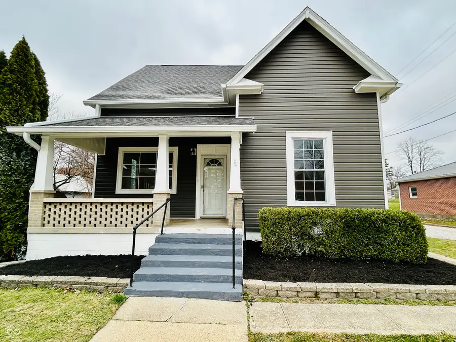 11 N Indiana Street, Roachdale, IN 46172 - #2