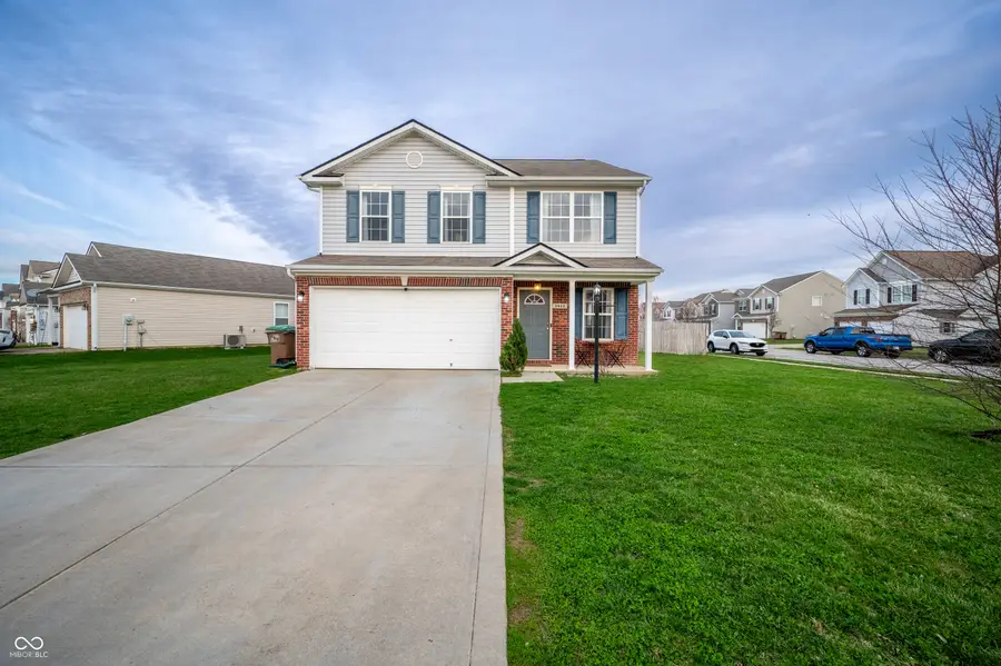 3415 Parkview Drive, Columbus, IN 47201 - #2