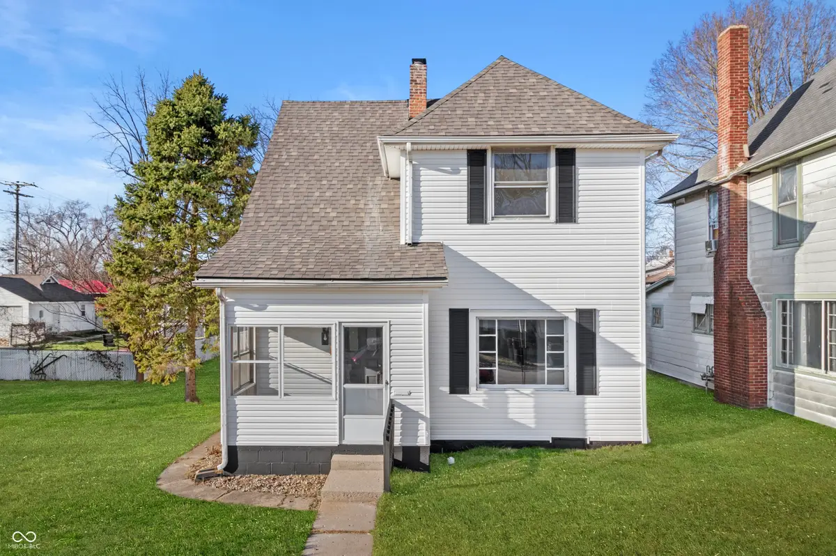 214 E Monroe Street, Alexandria, IN 46001 - #1