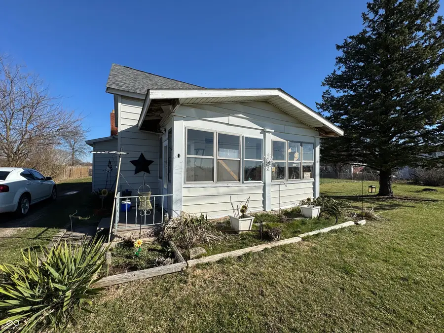 10600 E County Road 50 S, Selma, IN 47383 - #2