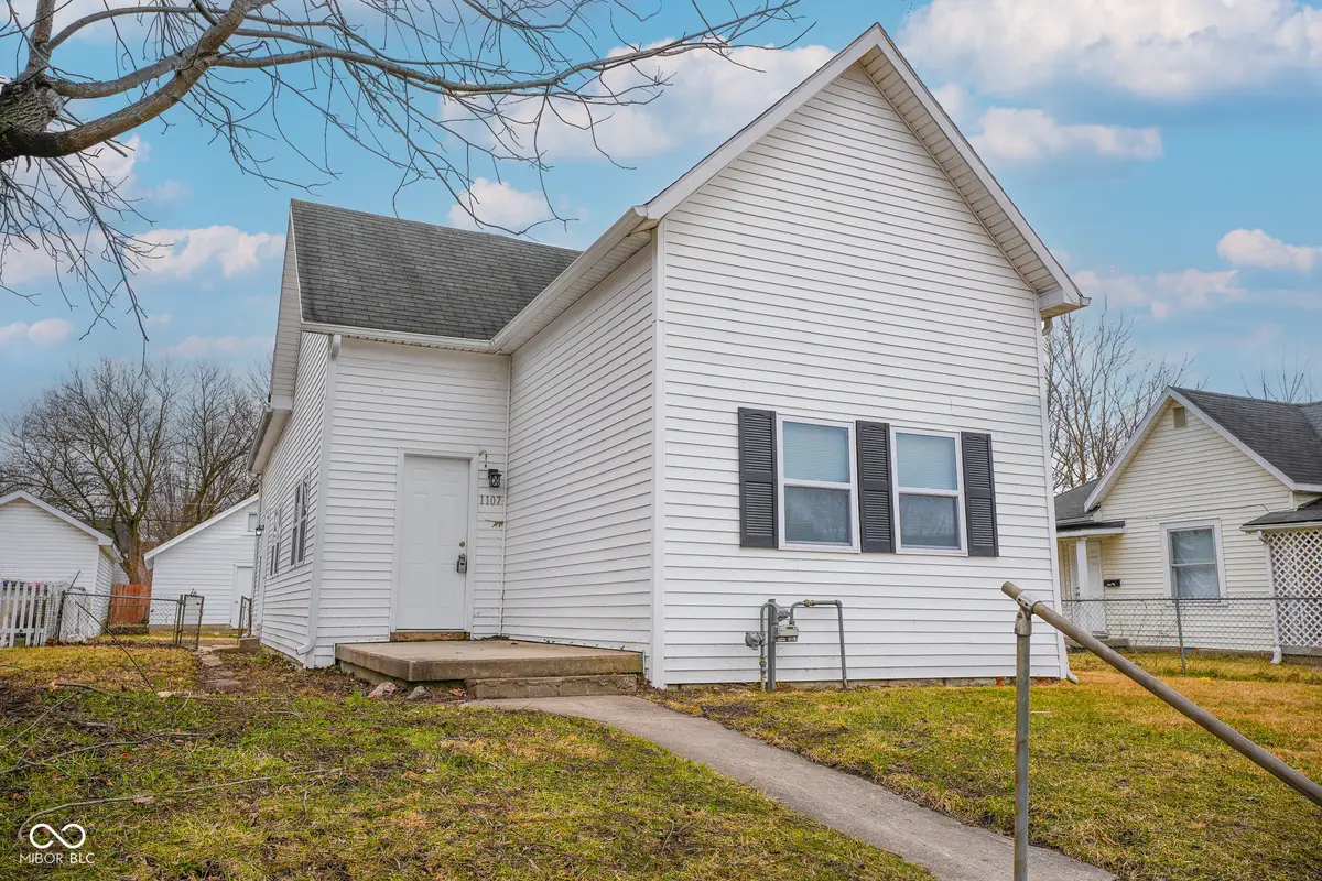 1107 W 3rd Street, Anderson, IN 46016 - #1