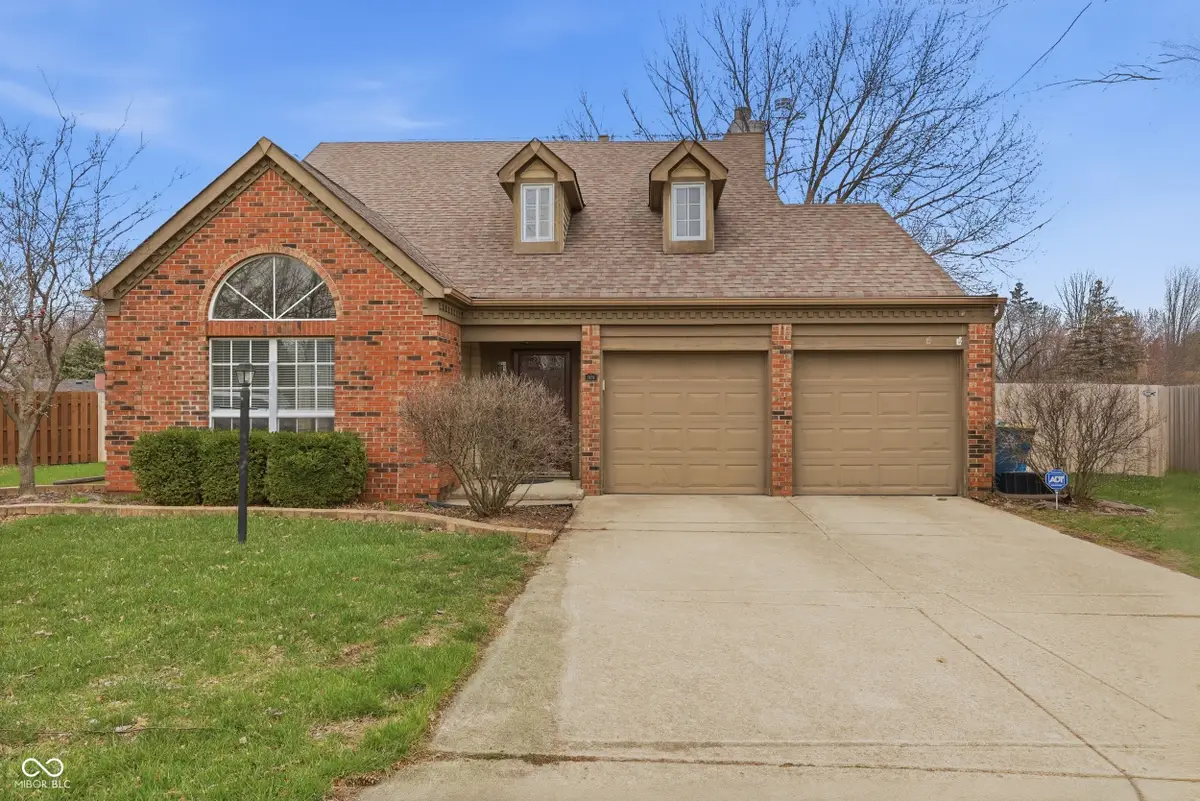7678 Colonial Court, Fishers, IN 46038 - #1