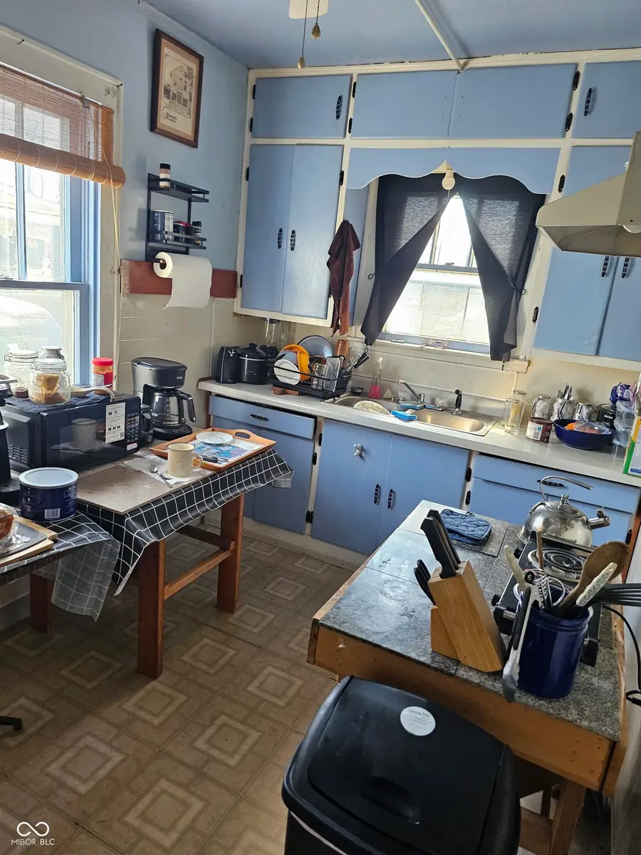 3606 Creston Drive, Indianapolis, IN 46222 - #3