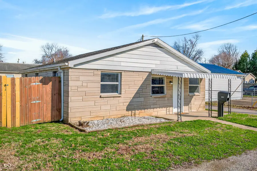 2031 Elm Street, Columbus, IN 47201 - #2