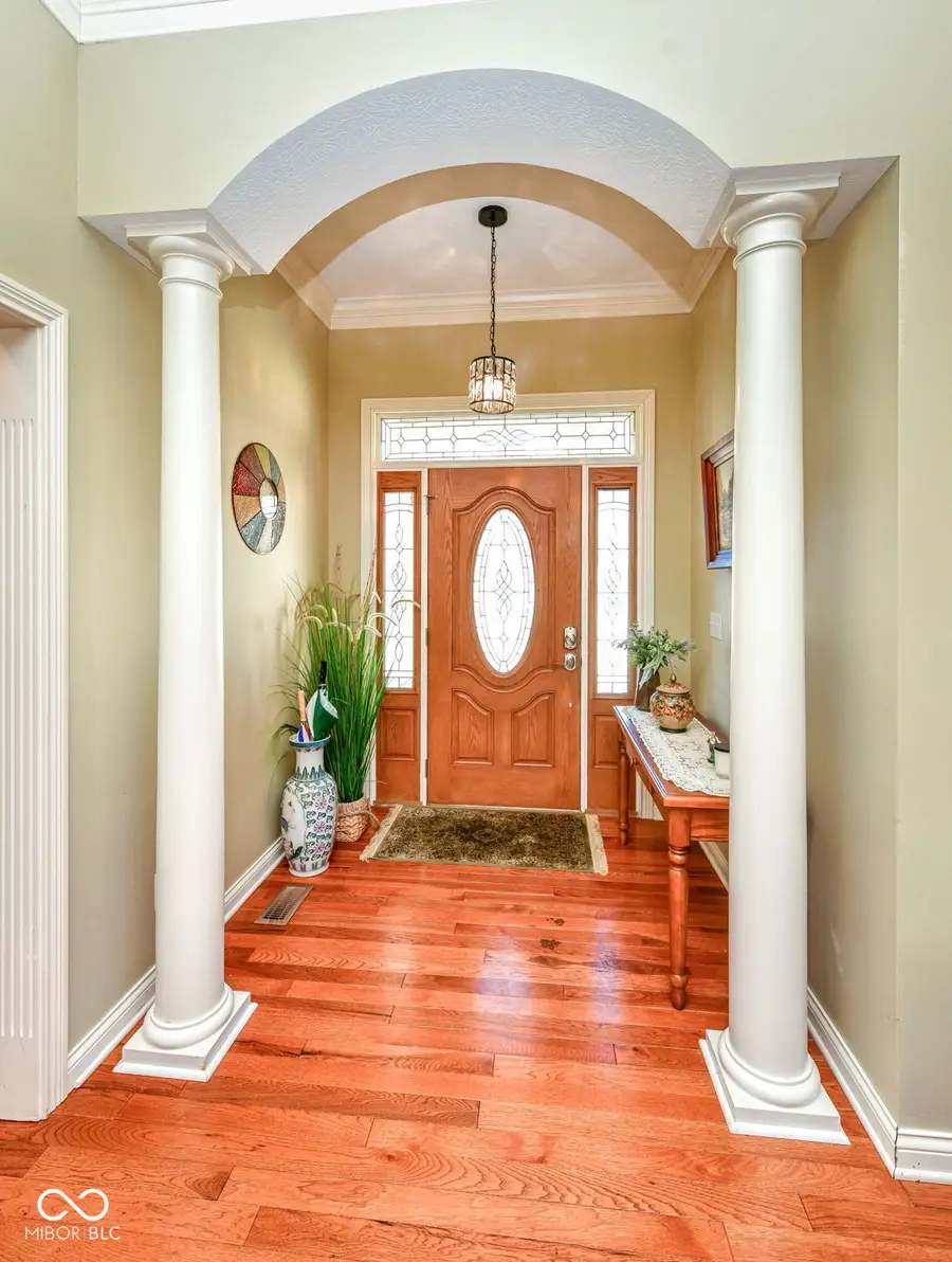 237 N Woodridge Drive, Pittsboro, IN 46167 - #3