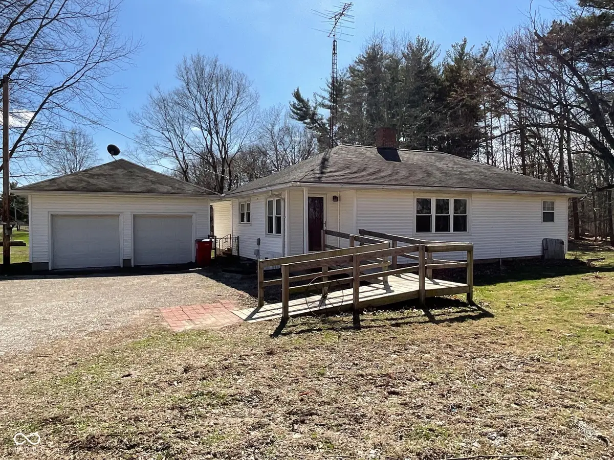 11812 S State Road 47, Waveland, IN 47989 - #1