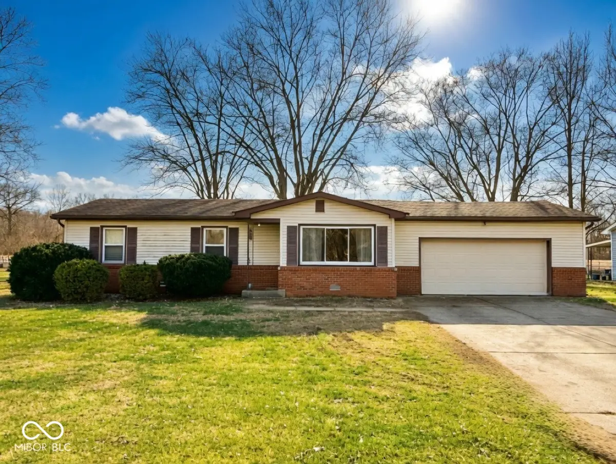 8433 E Milner Avenue, Terre Haute, IN 47803 - #1