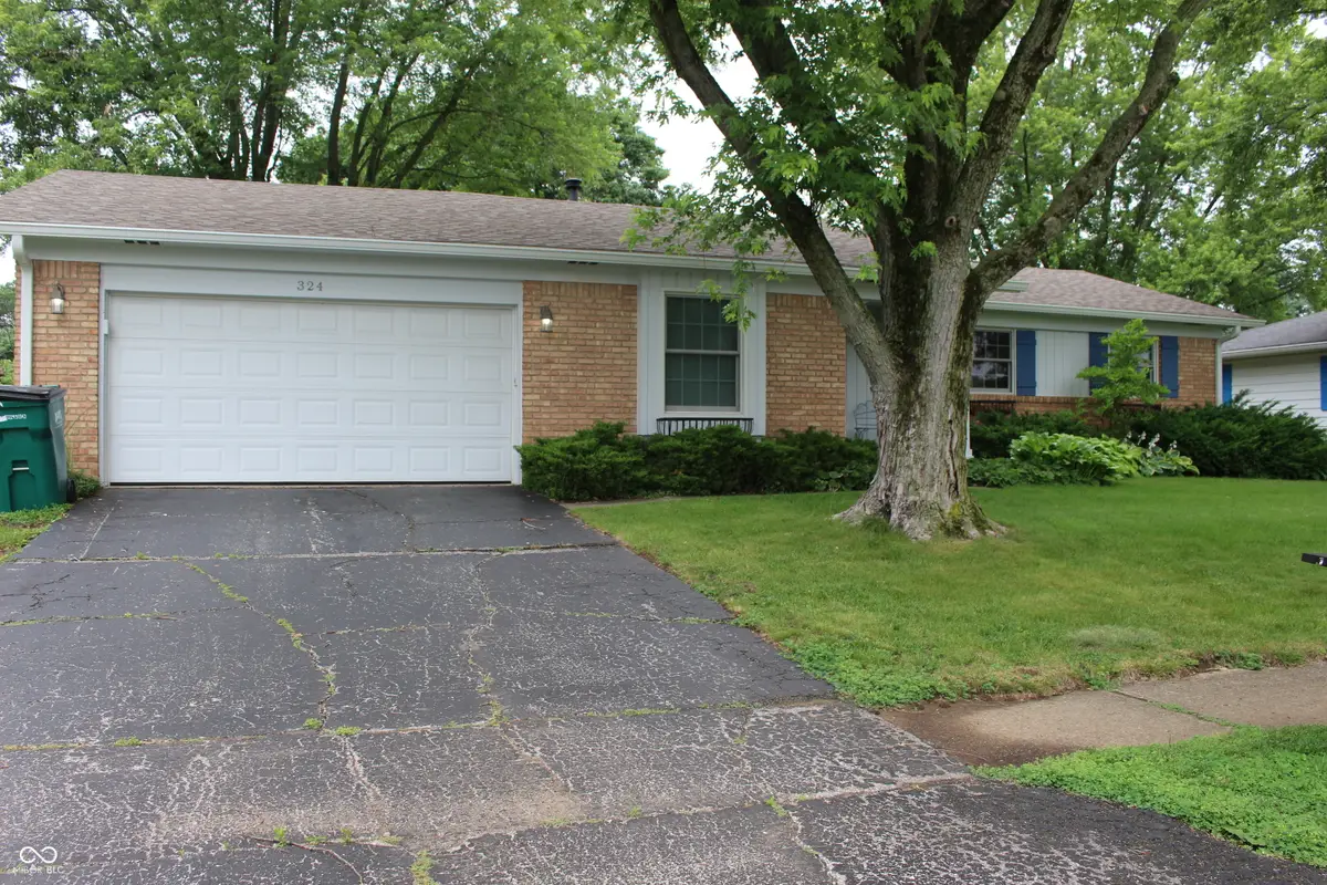 324 Edgewood Drive, Lebanon, IN 46052 - #1