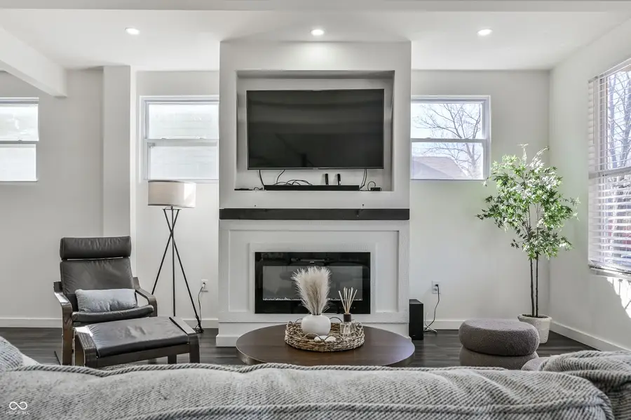 1131 Jefferson Avenue, Indianapolis, IN 46201 - #2