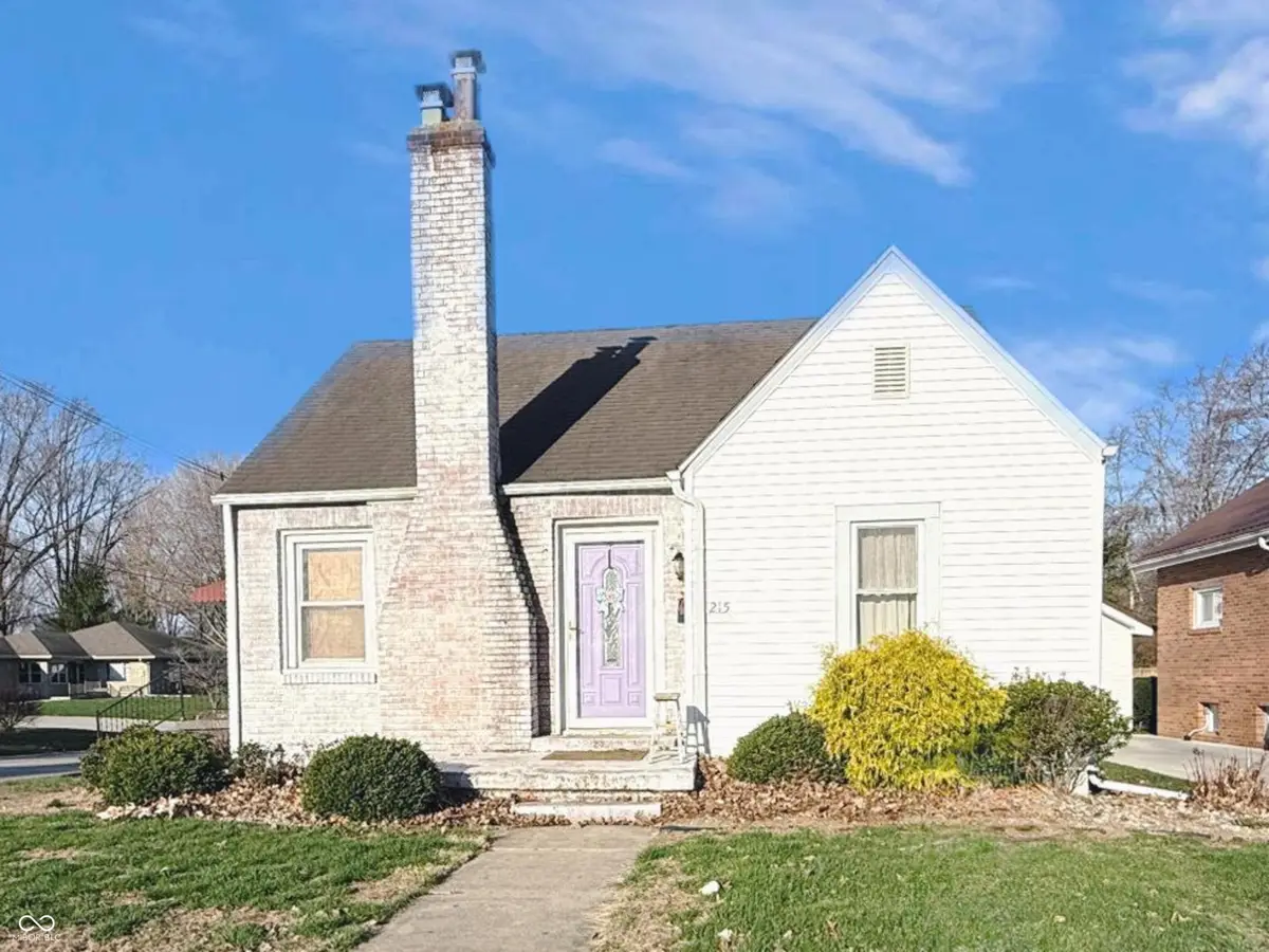 215 S Barr Street, Crawfordsville, IN 47933 - #1
