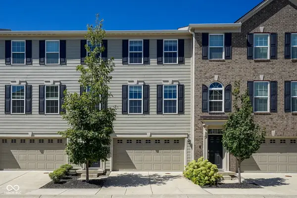 14226 Frostburg Drive, Carmel, IN 46033