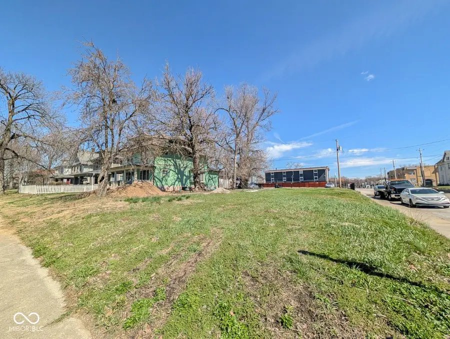 402 E 32nd Street, Indianapolis, IN 46205 - #2