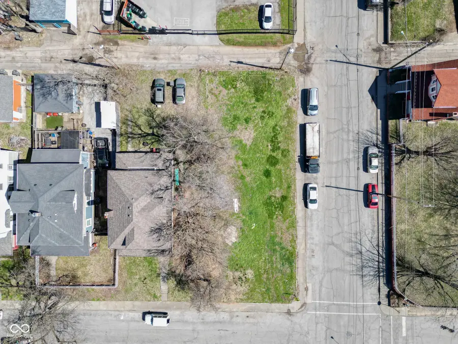 402 E 32nd Street, Indianapolis, IN 46205 - #3