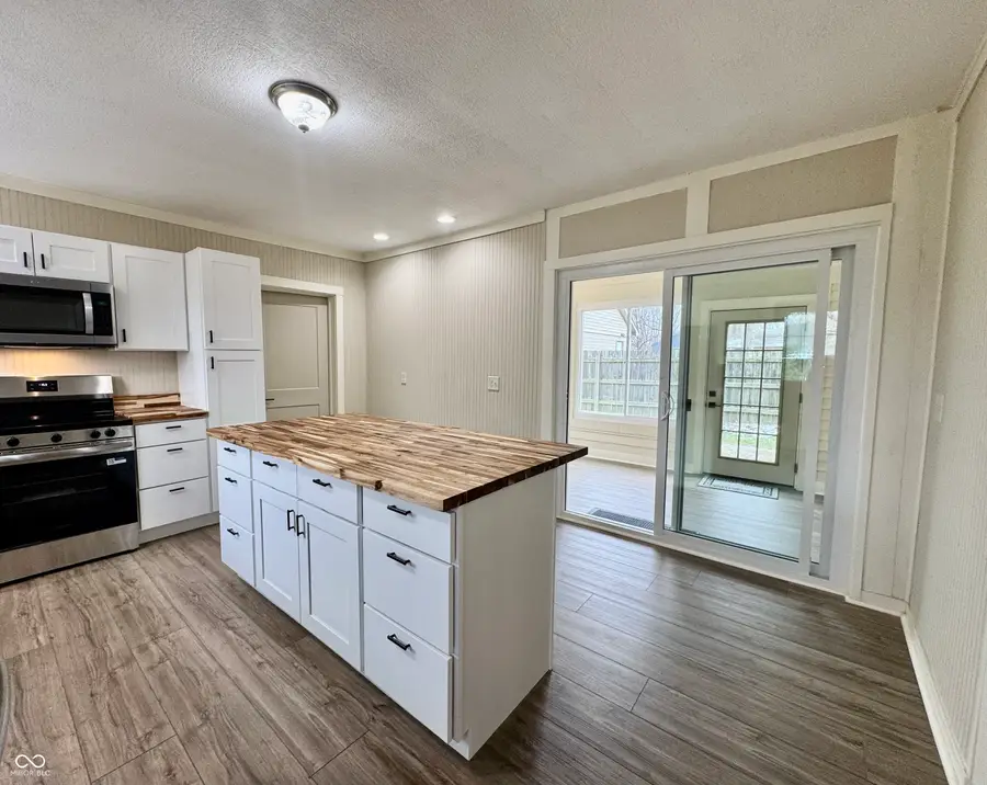 500 E Broadway Street, Greenwood, IN 46143 - #3