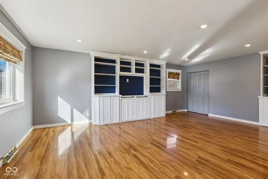 520 Woodland Place, Greenwood, IN 46142 - #3