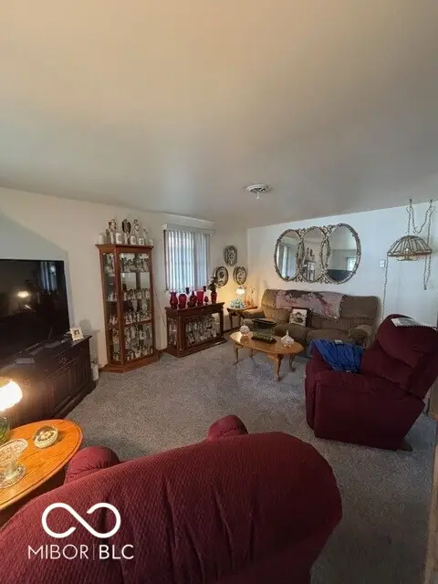 2263 Wallace Avenue, Columbus, IN 47201 - #3