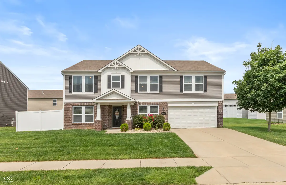 4674 Maplelawn Drive, Columbus, IN 47203 - #1