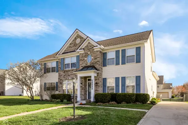 18042 Kinder Oak Drive, Noblesville, IN 46062