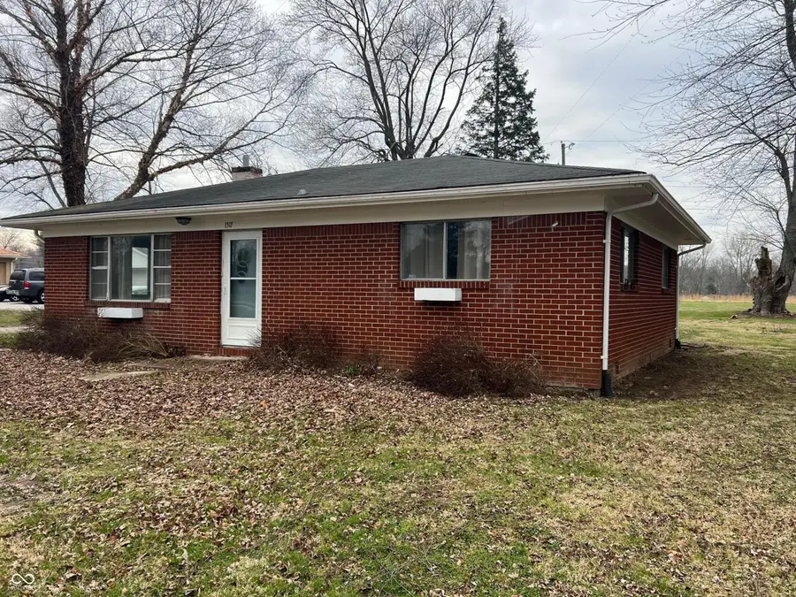 1517 W Us Highway 136, Crawfordsville, IN 47933 - #2