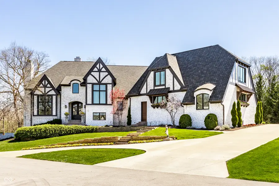 2 Woodard Bluff, Zionsville, IN 46077 - #2