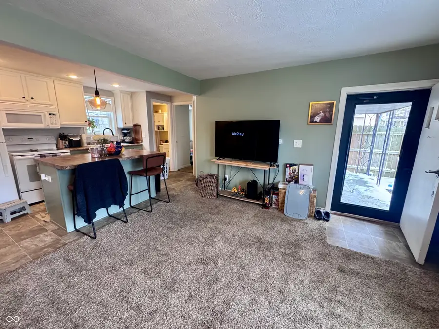 110 S West Street, Crawfordsville, IN 47933 - #3