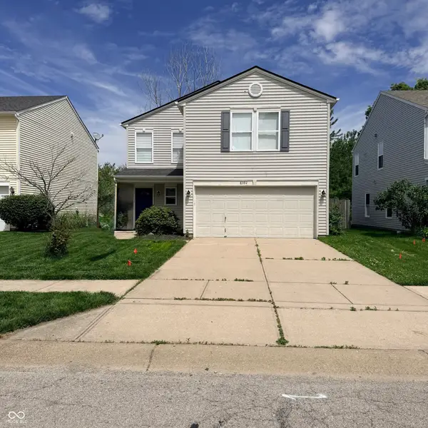 8392 S Paddleboat Lane, Pendleton, IN 46064