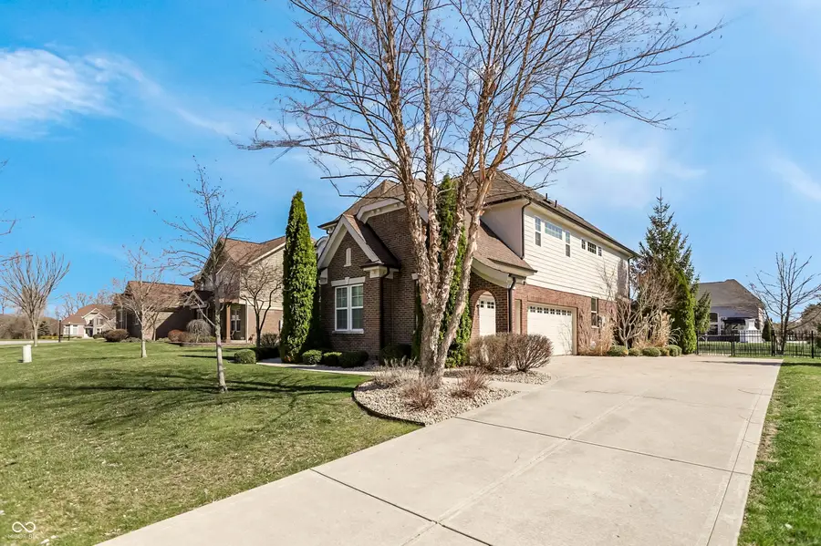 5903 Oakmont Boulevard, Bargersville, IN 46106 - #3