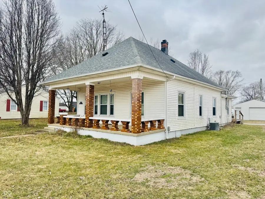 6658 N Mill Street, Seymour, IN 47274 - #2