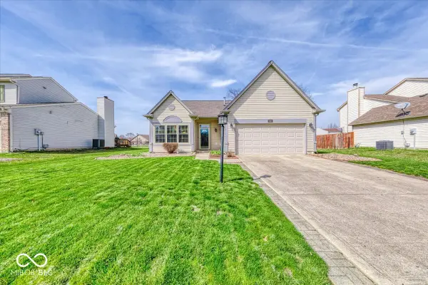 502 Alton Drive, Greenwood, IN 46143